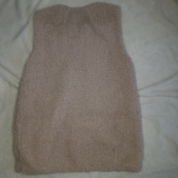 ✨HOST PICK✨ Aritzia Wilfred Chatou sherpa vest - Picture 5 of 8